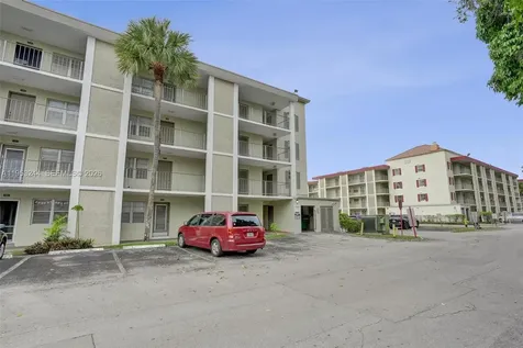 2999 NW 48th Avenue Lauderdale Lakes FL 33313