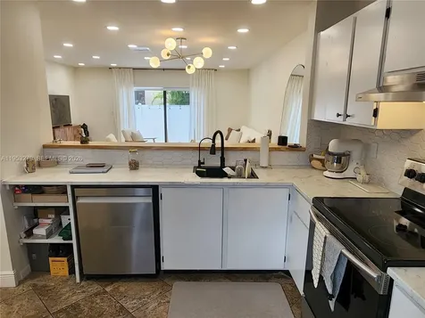 11763 NW 11th Street Pembroke Pines FL 33026