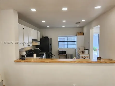 11763 NW 11th Street Pembroke Pines FL 33026