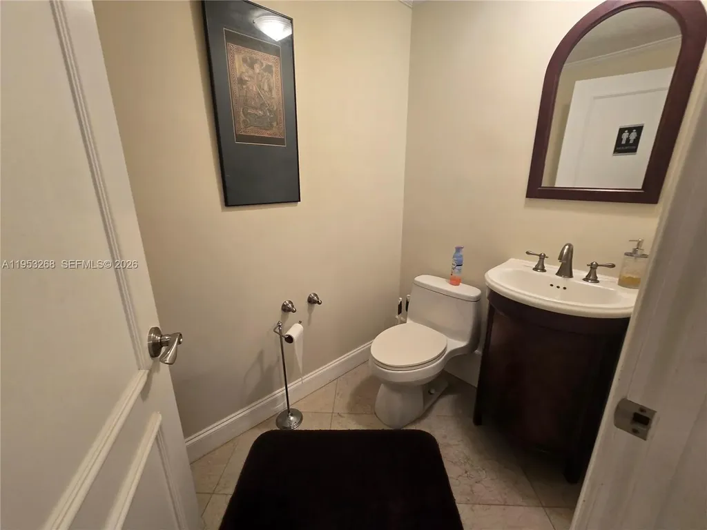 2555 Polk Street Hollywood FL 33020