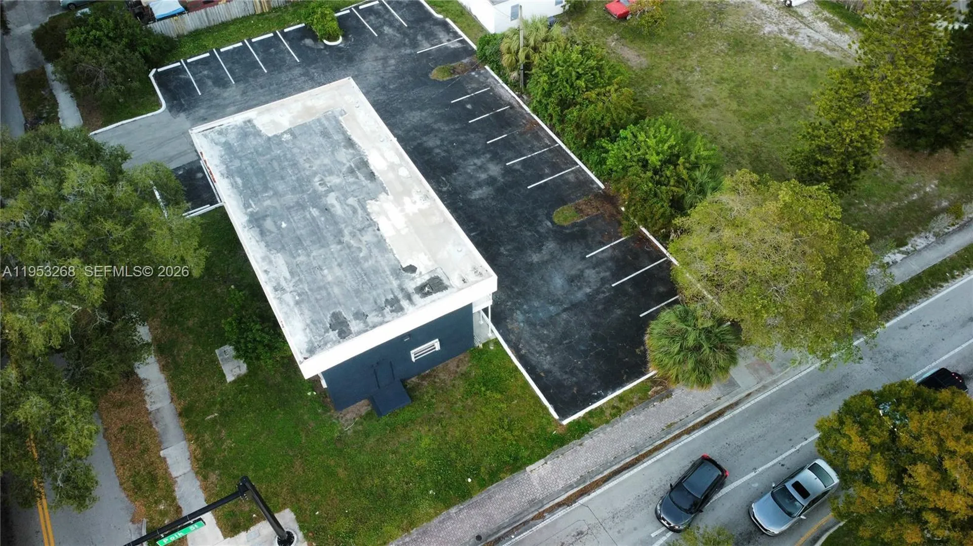 2555 Polk Street Hollywood FL 33020