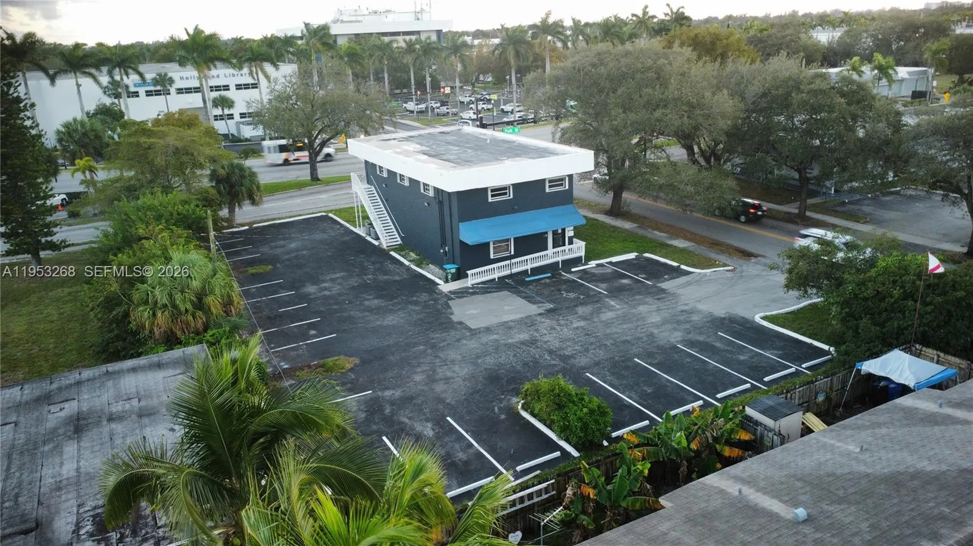 2555 Polk Street Hollywood FL 33020