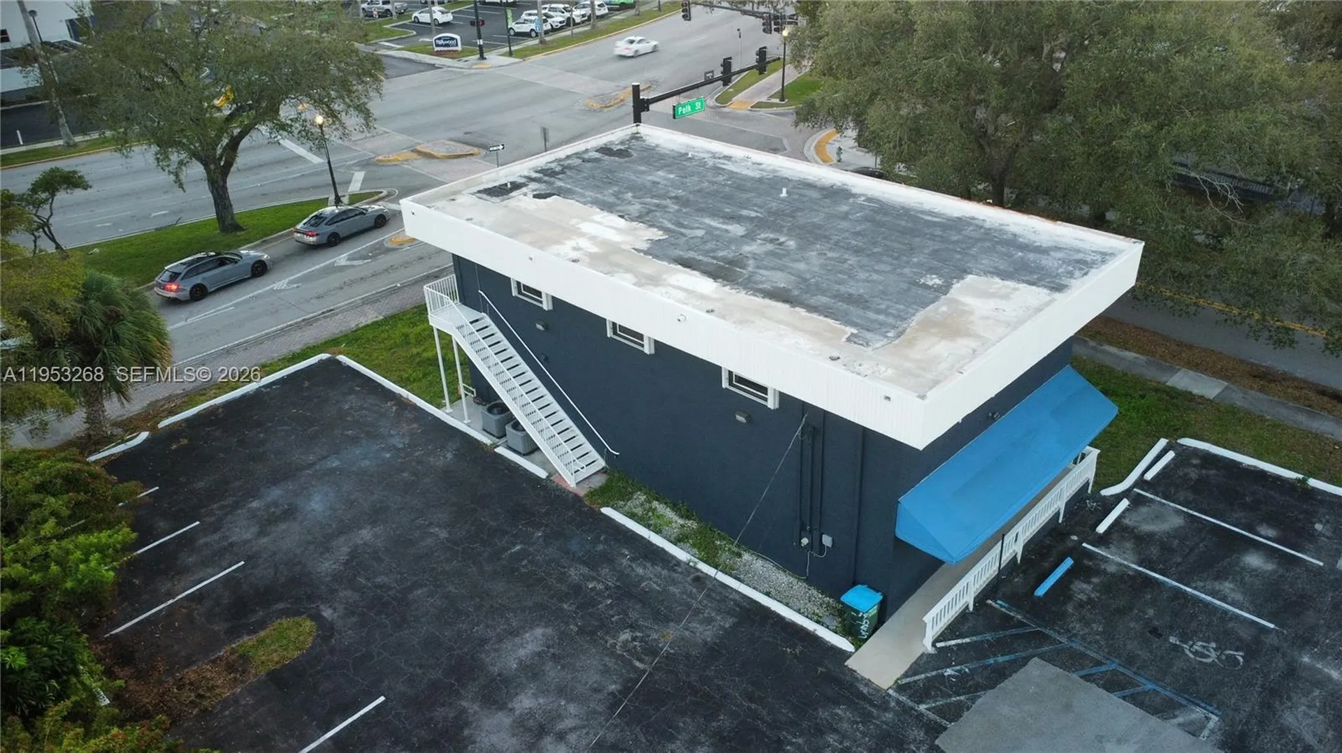2555 Polk Street Hollywood FL 33020