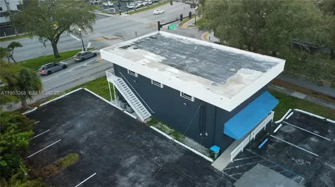 2555 Polk Street Hollywood FL 33020