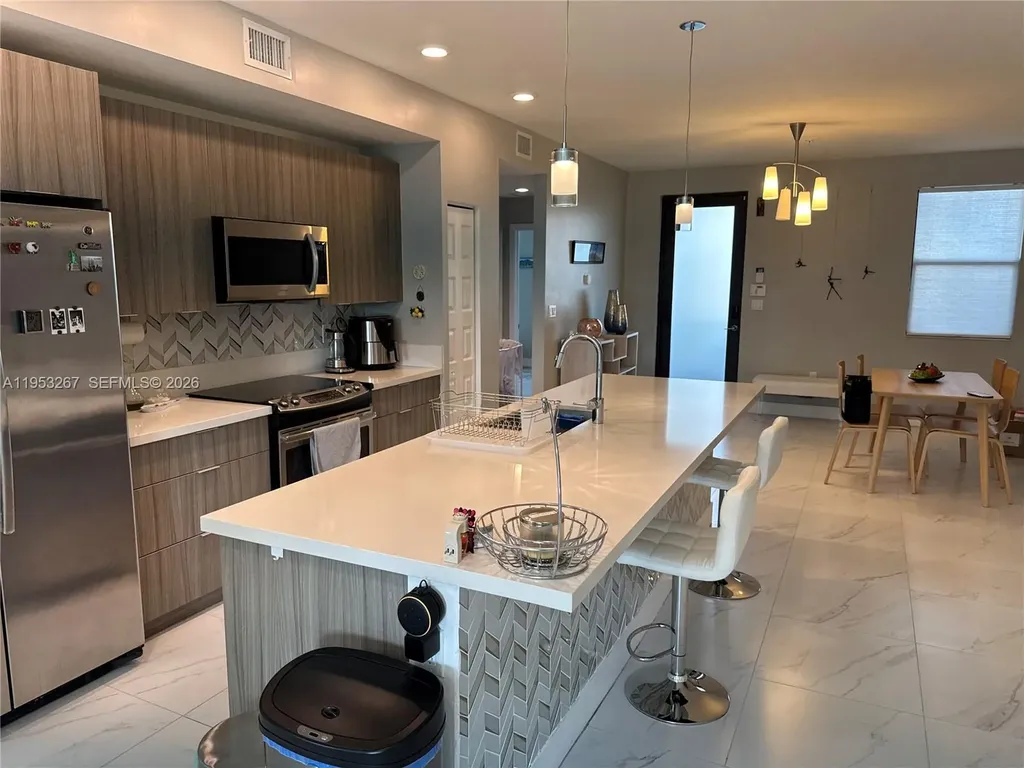 7809 NW 104th Avenue Doral FL 33178