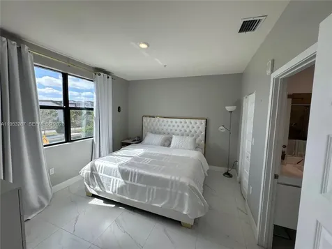 7809 NW 104th Avenue Doral FL 33178