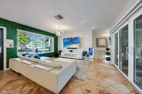 262 SW 54th Avenue Plantation FL 33317