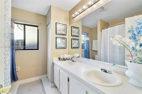 8201 NW 53rd Street Lauderhill FL 33351