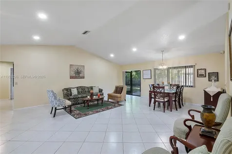 8201 NW 53rd Street Lauderhill FL 33351