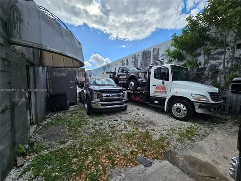 2110 SW 58th Avenue West Park FL 33023