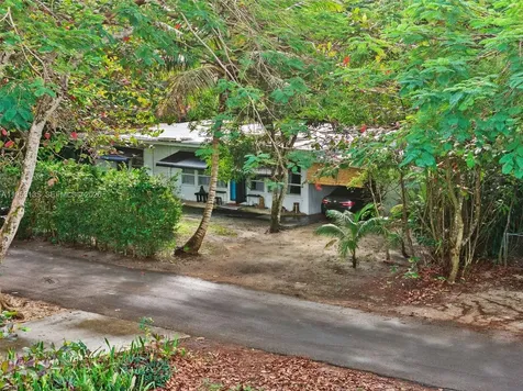 5942 SW 60th Street South Miami FL 33143