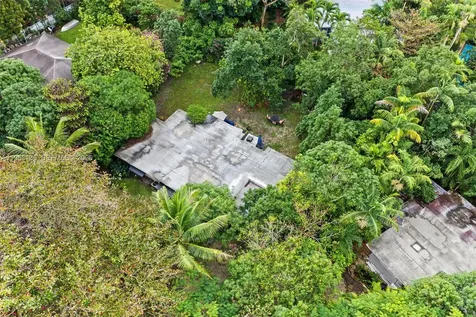 5942 SW 60th Street South Miami FL 33143