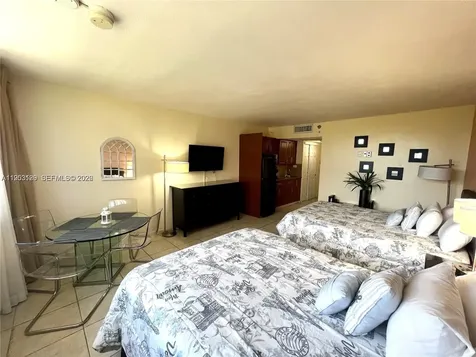 19201 Collins Avenue Sunny Isles Beach FL 33160