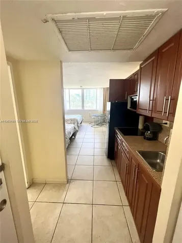 19201 Collins Avenue Sunny Isles Beach FL 33160