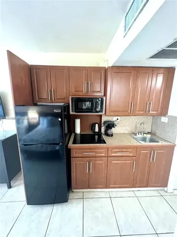 19201 Collins Avenue Sunny Isles Beach FL 33160