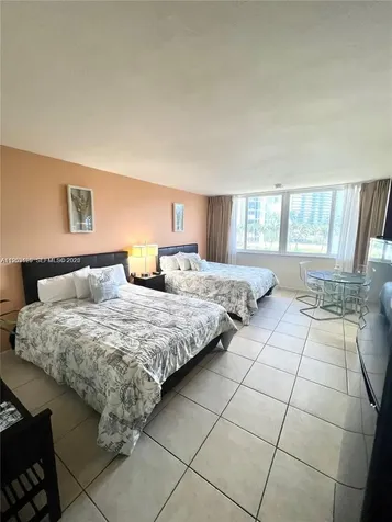 19201 Collins Avenue Sunny Isles Beach FL 33160