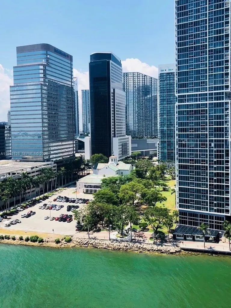 701 Brickell Key Boulevard Miami FL 33131