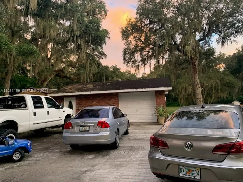 1221 SW Stakes Street Other City - In The State Of Florida FL 34266
