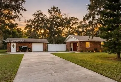 1221 SW Stakes Street Other City - In The State Of Florida FL 34266