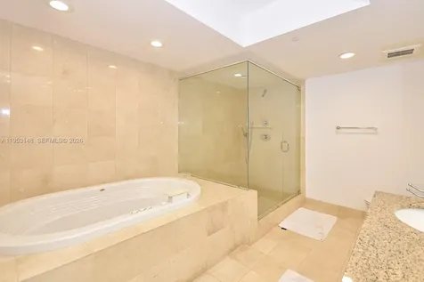 17201 Collins Avenue Sunny Isles Beach FL 33160