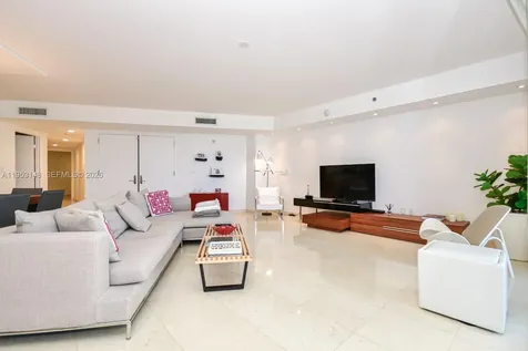 17201 Collins Avenue Sunny Isles Beach FL 33160