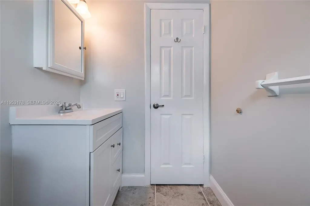 505 Heron Drive Delray Beach FL 33444