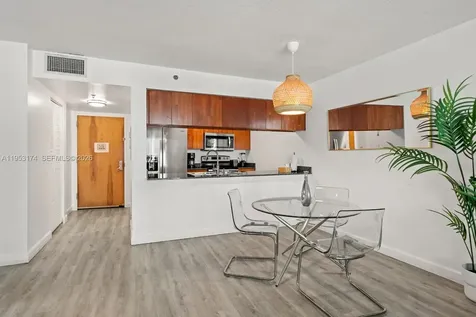 1200 Brickell Bay Drive Miami FL 33131