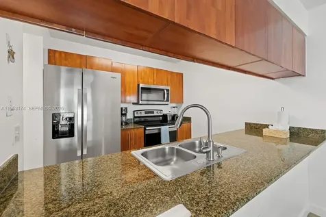 1200 Brickell Bay Drive Miami FL 33131
