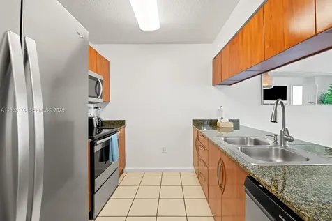 1200 Brickell Bay Drive Miami FL 33131