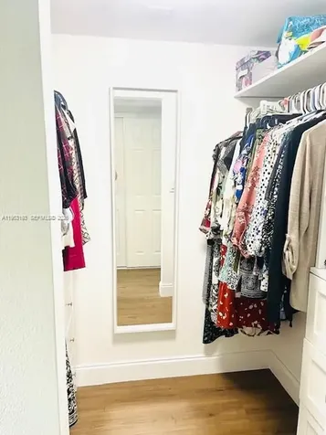 3675 N Country Club Drive Aventura FL 33180