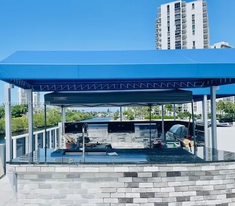 3675 N Country Club Drive Aventura FL 33180