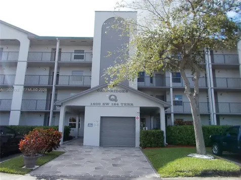 1400 SW 124th Terrace Pembroke Pines FL 33027
