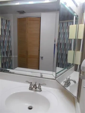 1400 SW 124th Terrace Pembroke Pines FL 33027