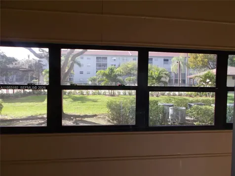 1400 SW 124th Terrace Pembroke Pines FL 33027