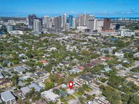 607 SW 10th Street Fort Lauderdale FL 33315