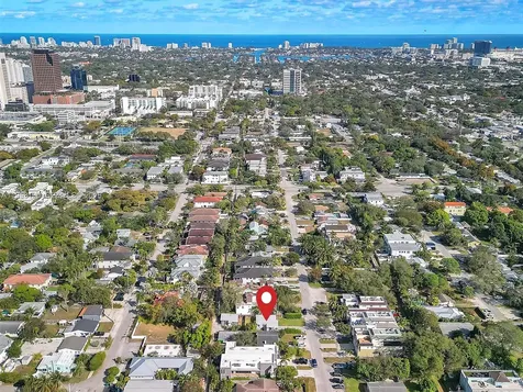 607 SW 10th Street Fort Lauderdale FL 33315