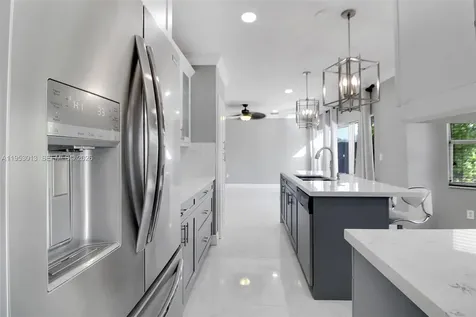 9008 SW 211th Lane Cutler Bay FL 33189