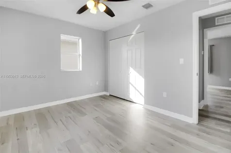 9008 SW 211th Lane Cutler Bay FL 33189