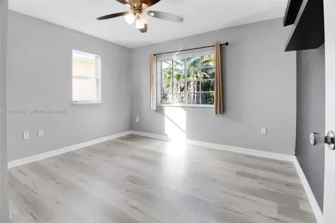 9008 SW 211th Lane Cutler Bay FL 33189