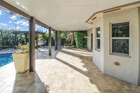 9008 SW 211th Lane Cutler Bay FL 33189