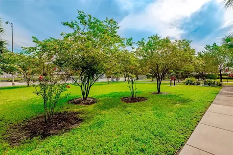 20690 NW 27 Avenue Miami Gardens FL 33056