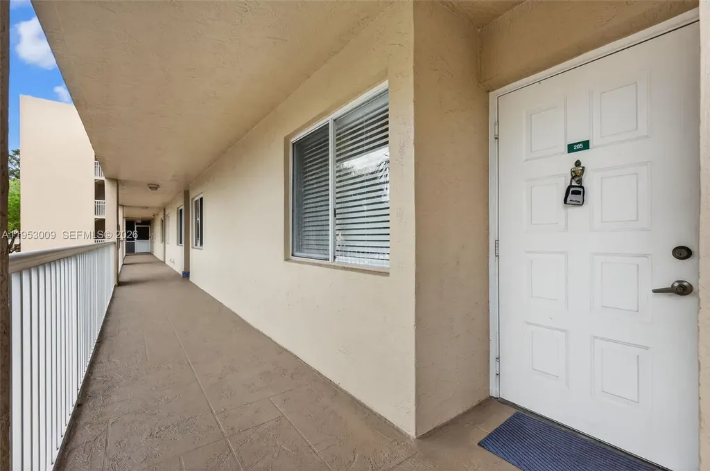 9525 Weldon Circle Tamarac FL 33321