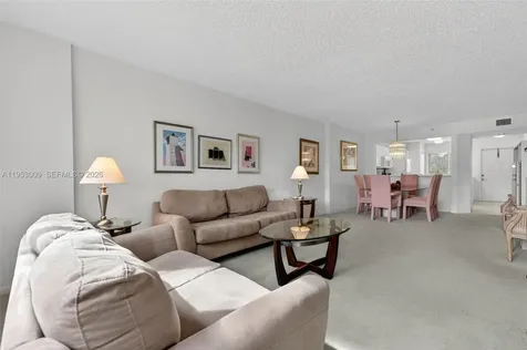 9525 Weldon Circle Tamarac FL 33321