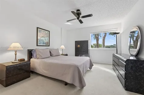 9525 Weldon Circle Tamarac FL 33321
