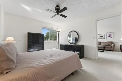 9525 Weldon Circle Tamarac FL 33321