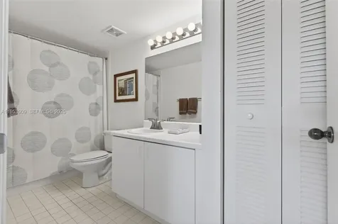 9525 Weldon Circle Tamarac FL 33321