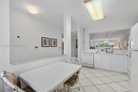 9525 Weldon Circle Tamarac FL 33321