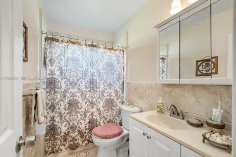 5770 NW 111th Street Hialeah FL 33012
