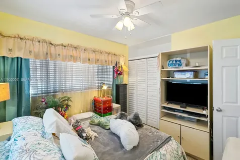 5770 NW 111th Street Hialeah FL 33012
