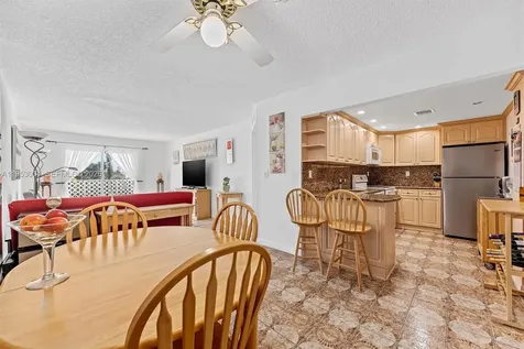 16465 NE 22nd Avenue North Miami Beach FL 33160